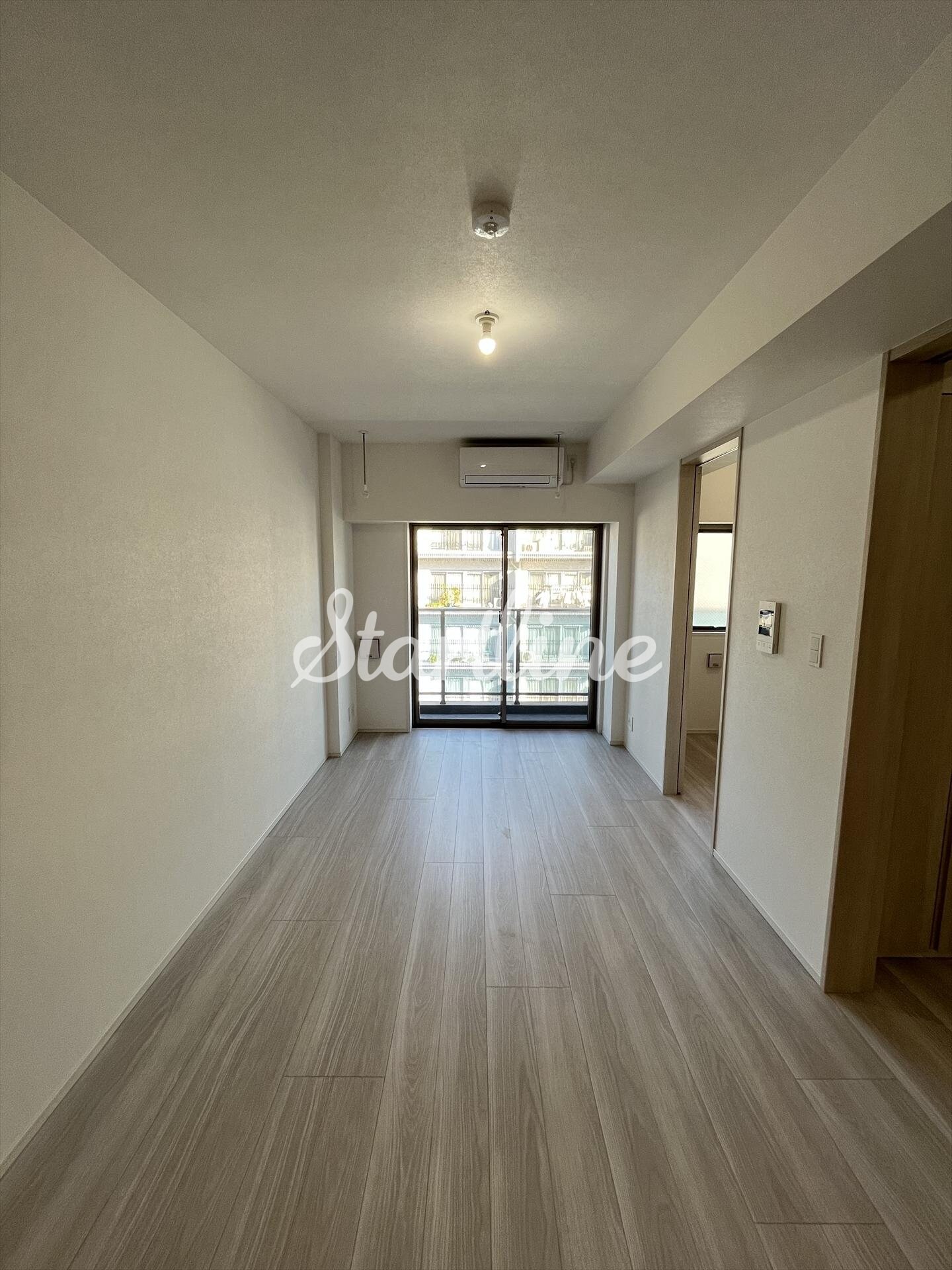 コンフォリア・リヴ南品川の物件内観写真