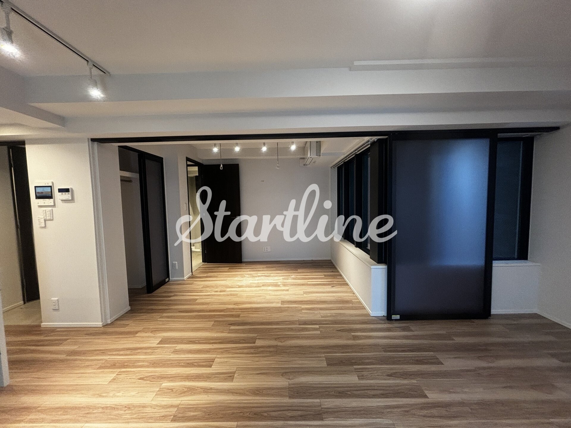 グランパセオ西麻布の物件内観写真