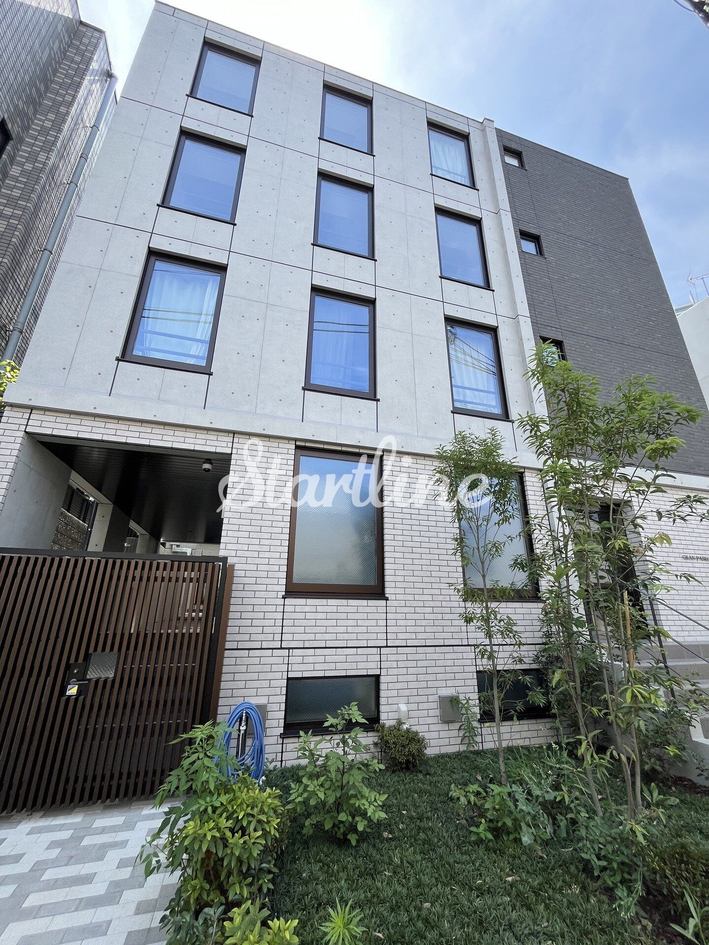 グランパセオ目黒花房山の物件内観写真