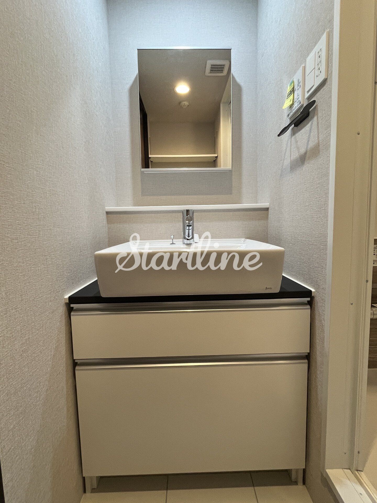 グランパセオ目黒花房山の物件内観写真