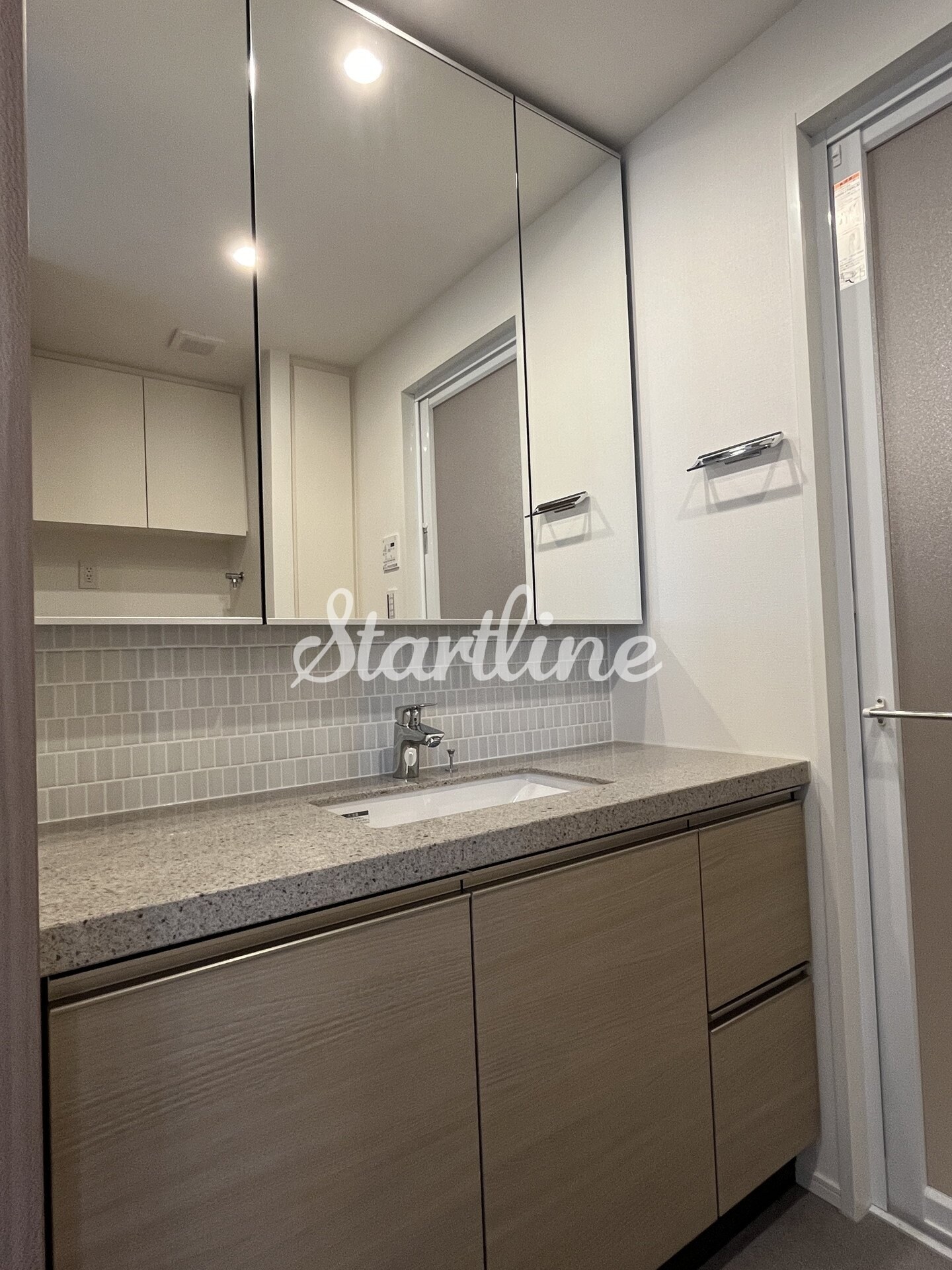 ザ・パークハビオ北千住の物件内観写真