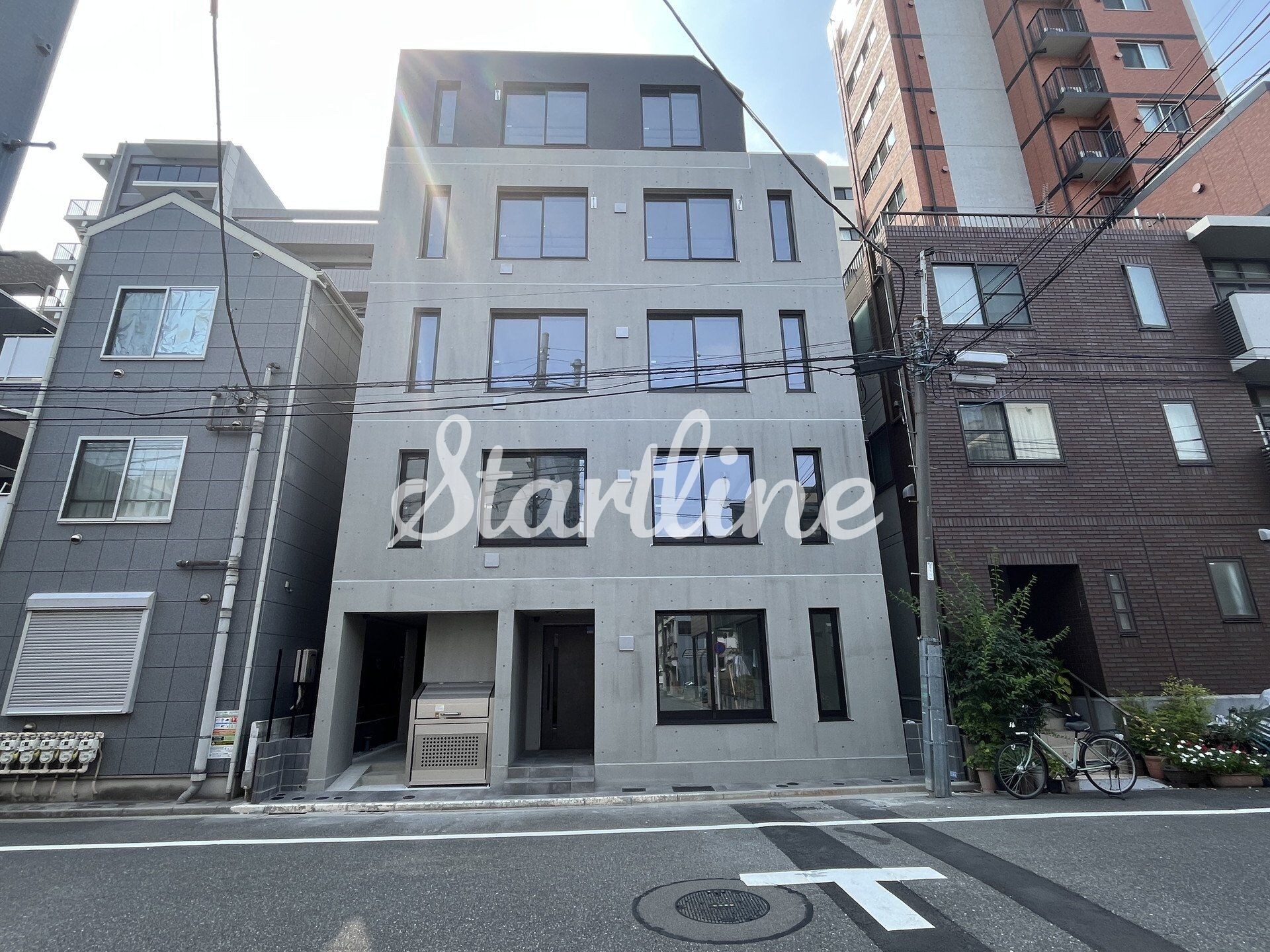 アトリオフラッツ日暮里の物件外観写真