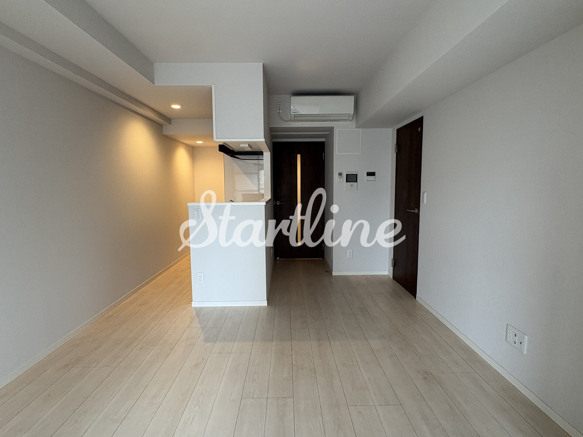 コスモグランス東日暮里の物件内観写真