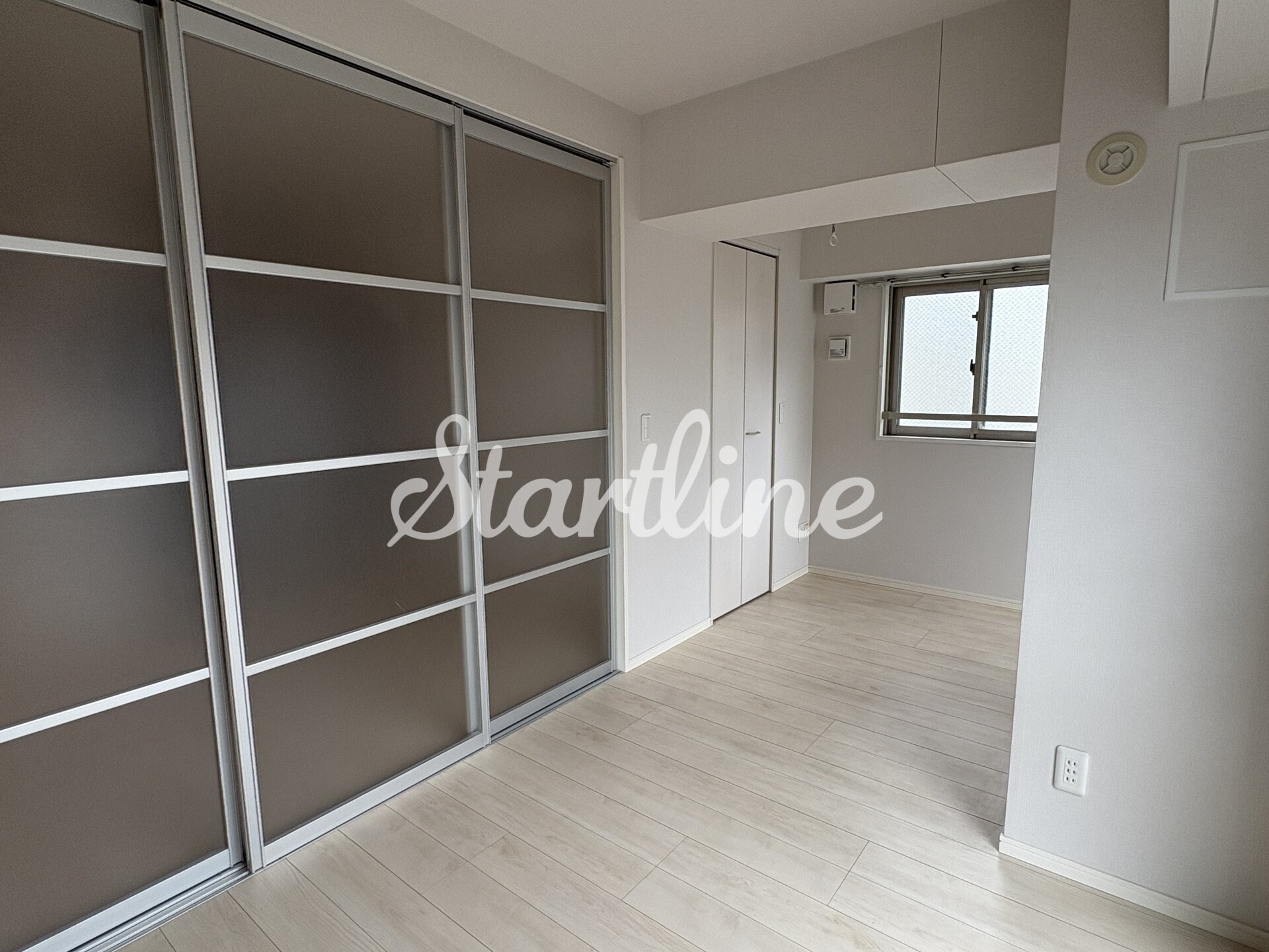 コスモグランス東日暮里の物件内観写真