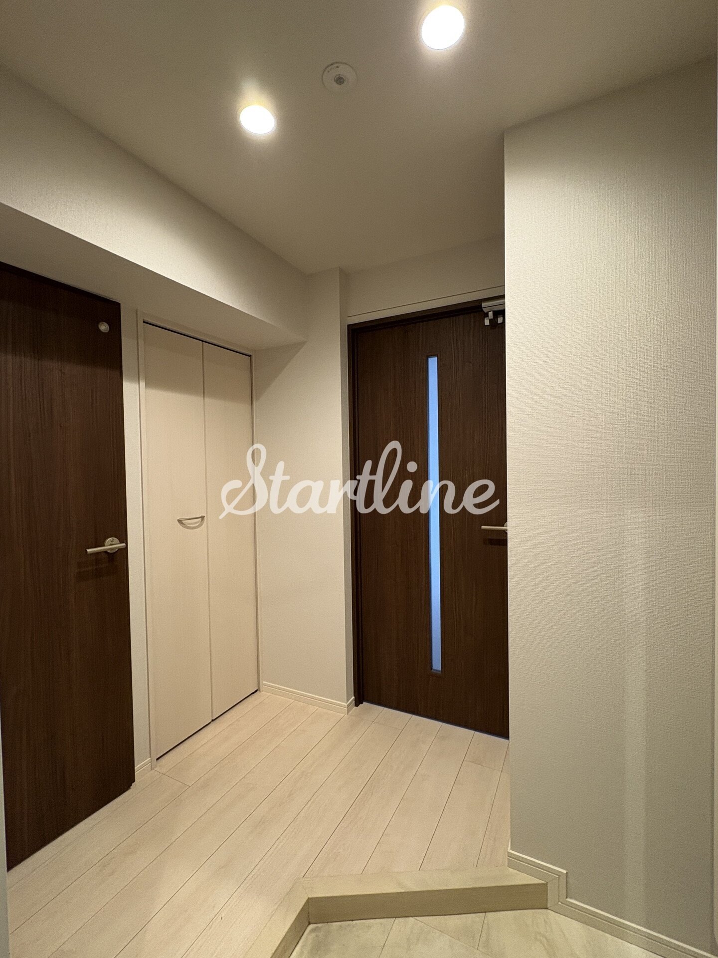 コスモグランス東日暮里の物件内観写真