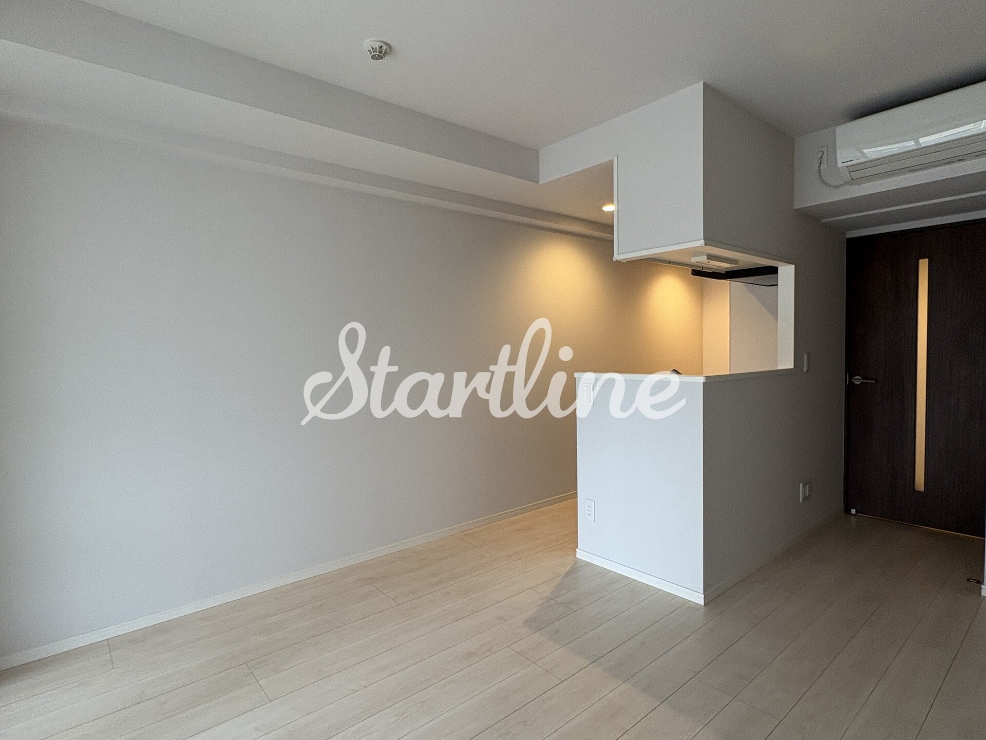 コスモグランス東日暮里の物件内観写真