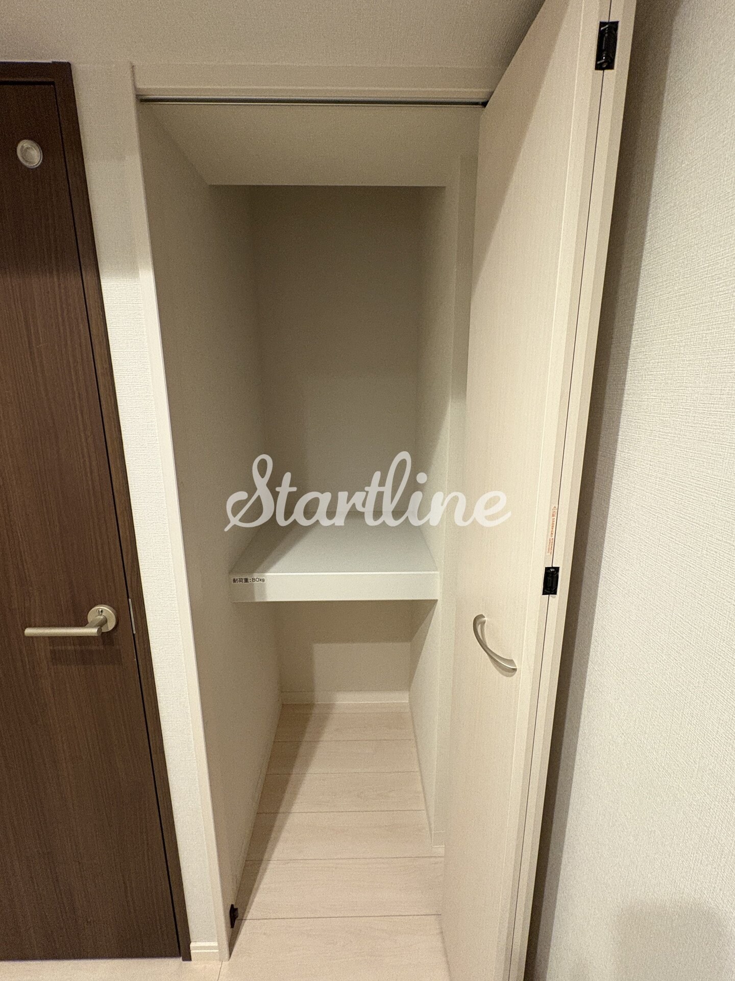 コスモグランス東日暮里の物件内観写真