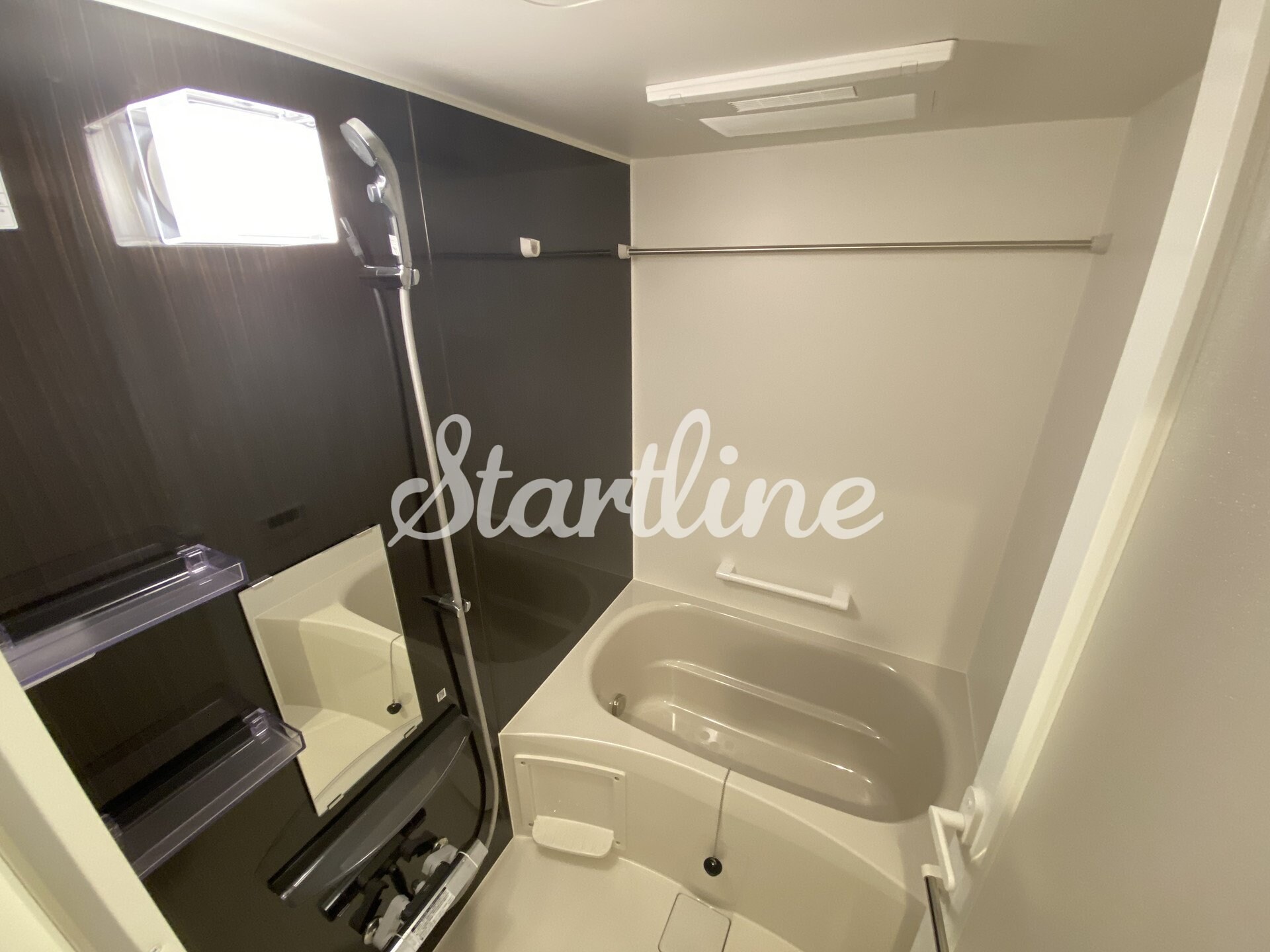 グランカーサ上野松が谷の物件内観写真