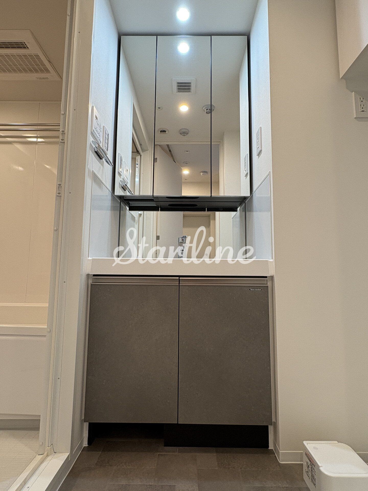 アジールコート町屋の物件内観写真