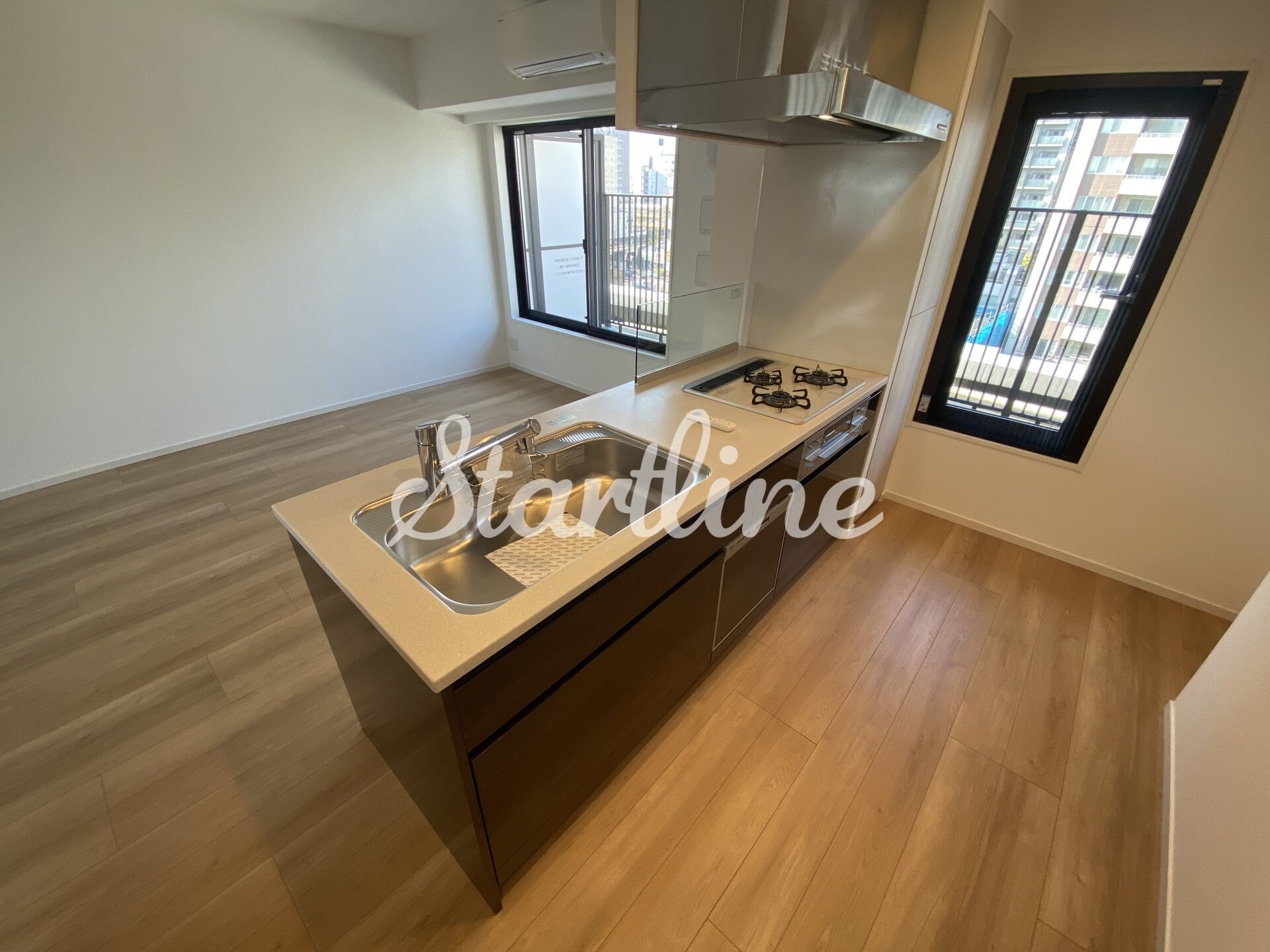 ザ・レジデンス三ノ輪IIの物件内観写真