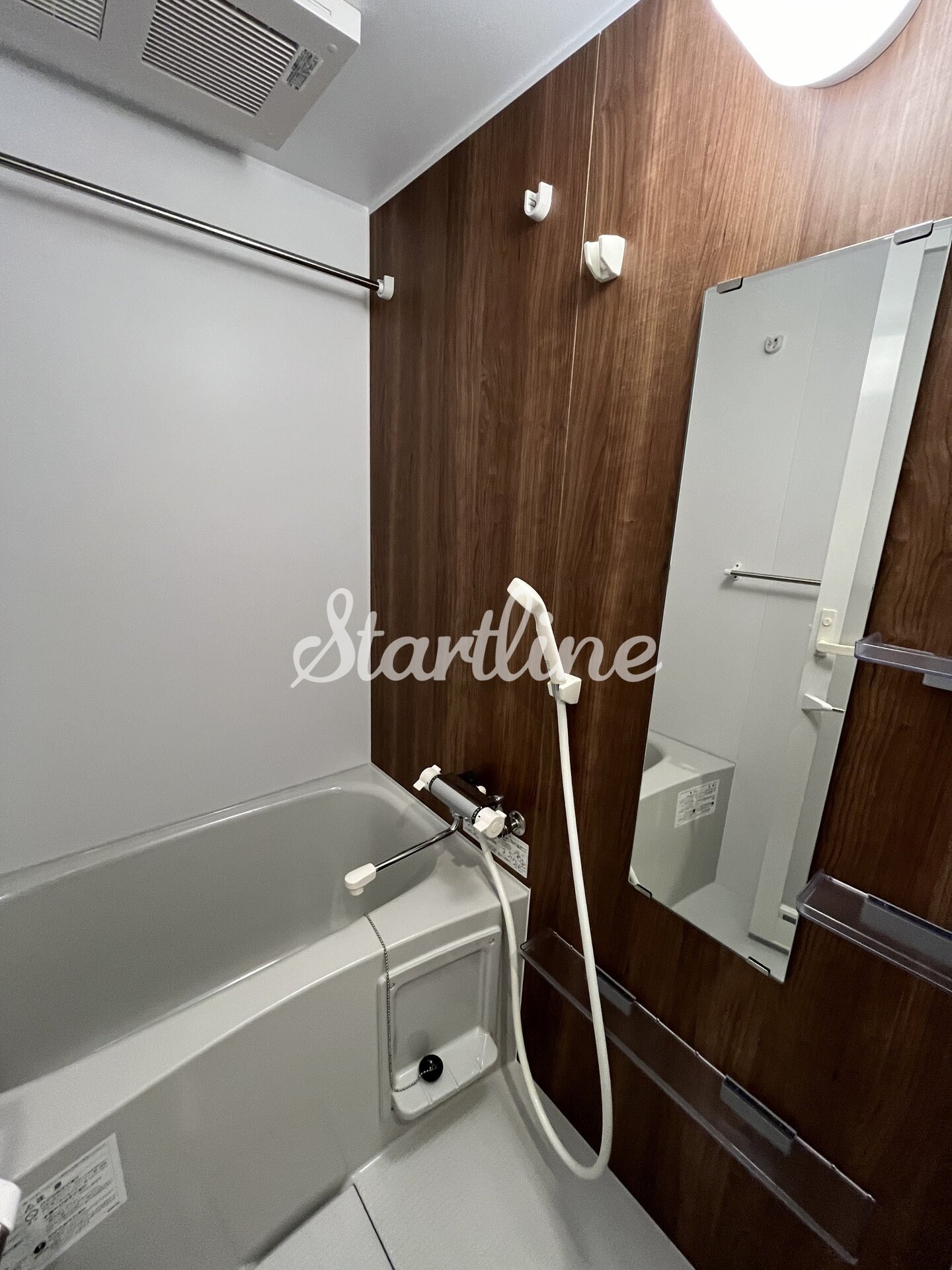 ドゥーエ入谷Iの物件内観写真