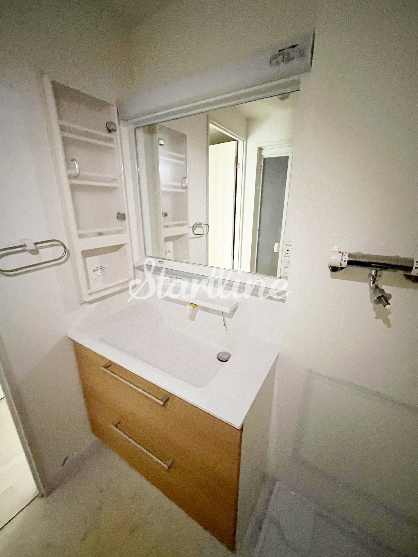 KDXレジデンス千駄木の物件内観写真