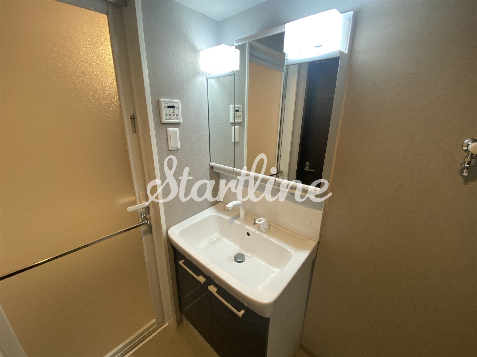 レオーネ秋葉原の物件内観写真