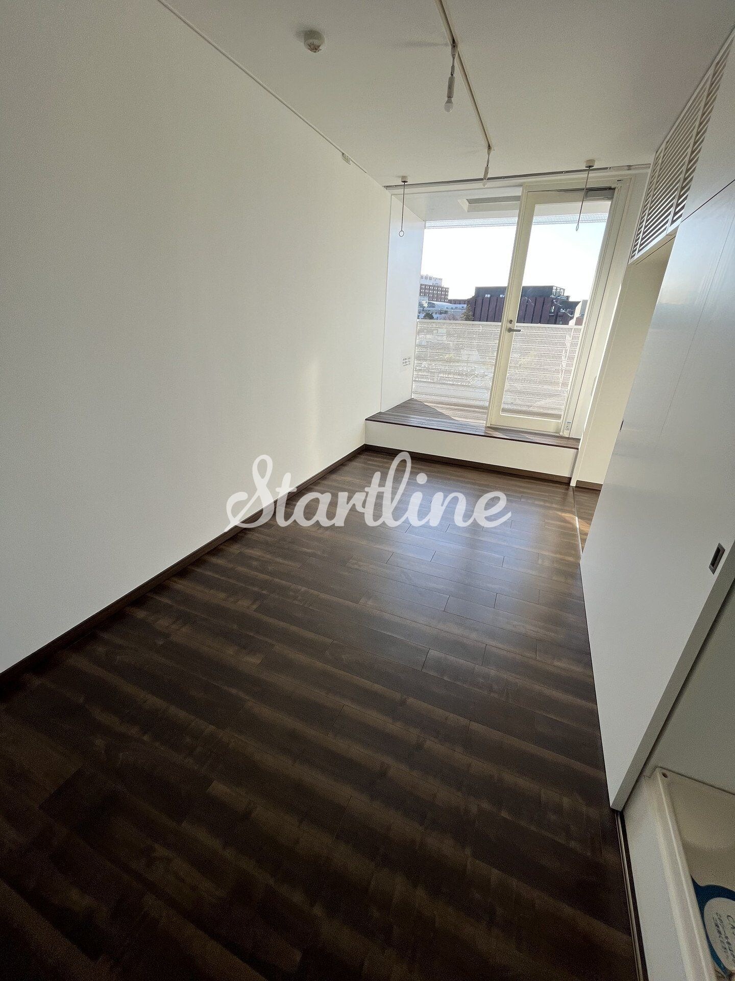 カスタリア市ヶ谷の物件内観写真