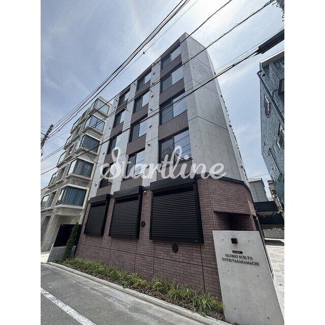グローリオシェルト四谷坂町の物件外観写真