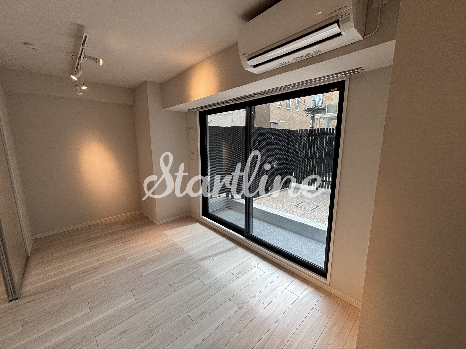 ラペルラ四谷(La Perla Yotsuya)の物件内観写真