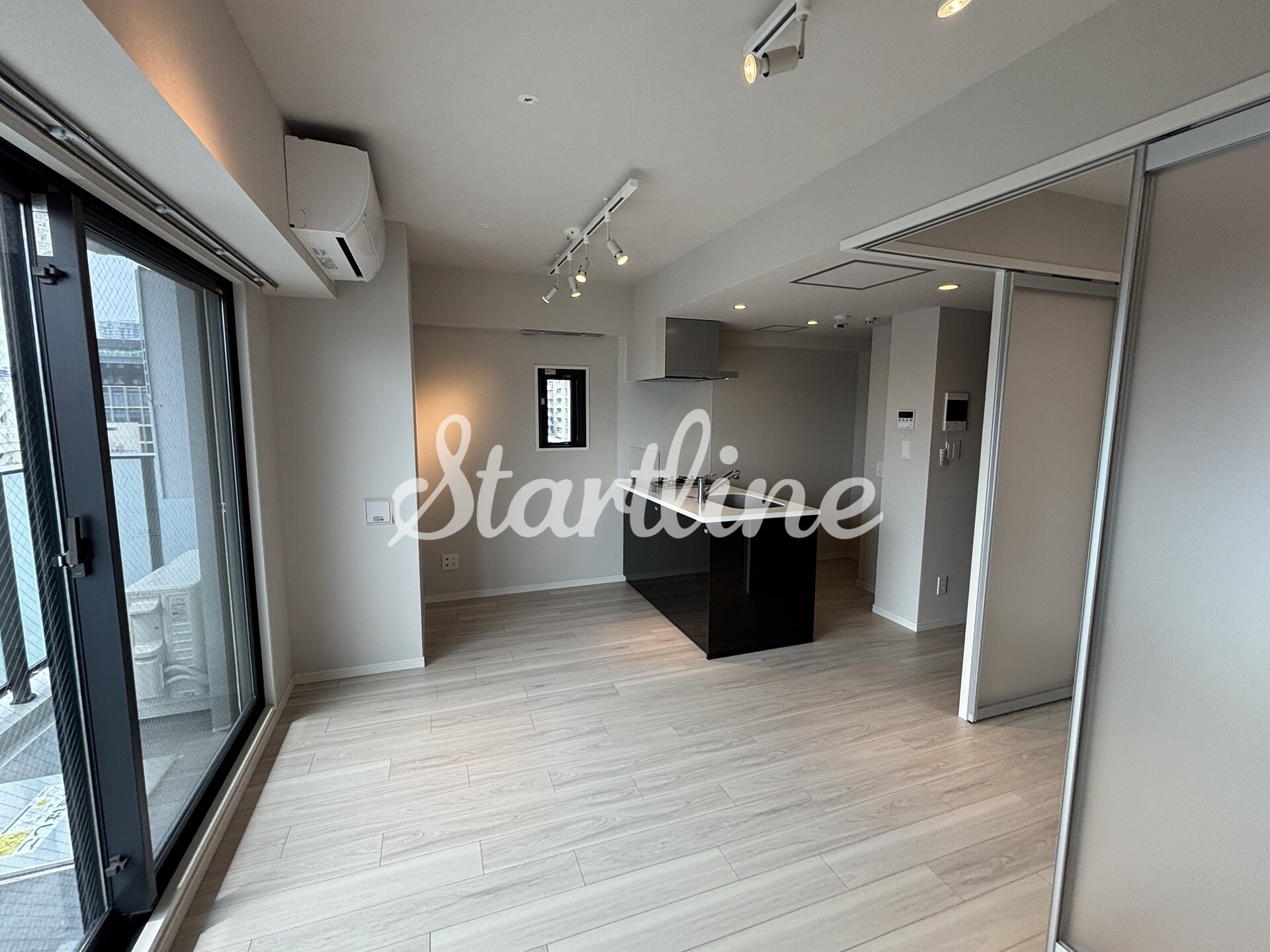 ラペルラ四谷(La Perla Yotsuya)の物件内観写真