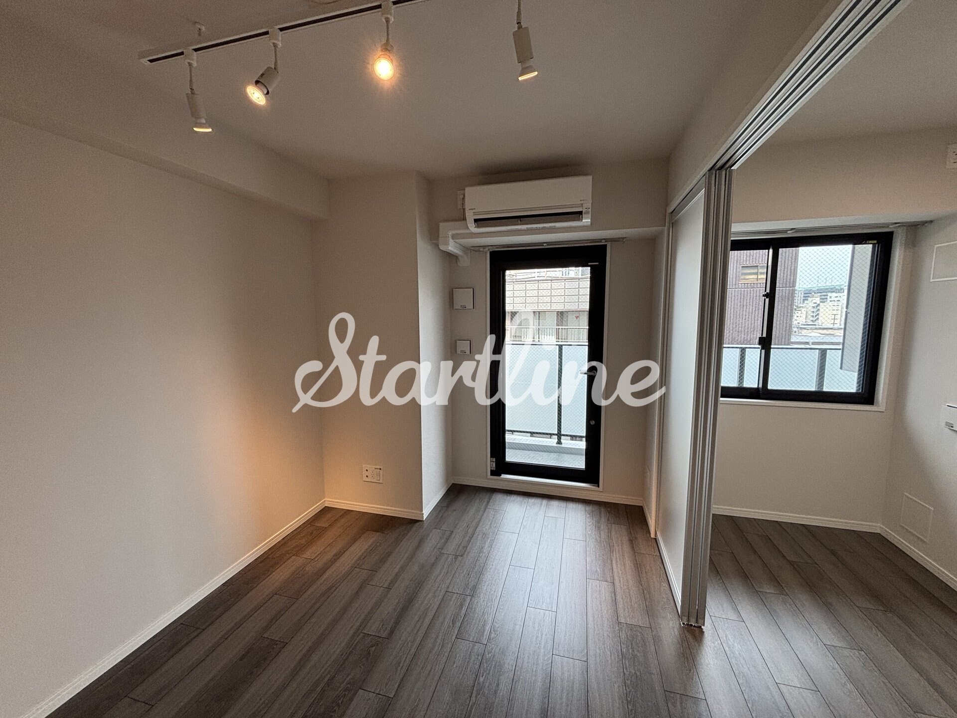 ラペルラ四谷(La Perla Yotsuya)の物件内観写真