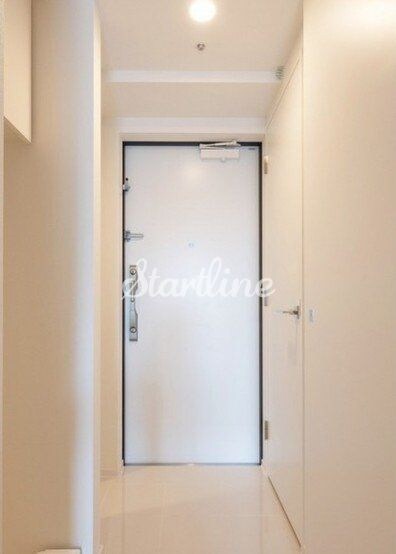 コンフォリア東新宿の物件内観写真