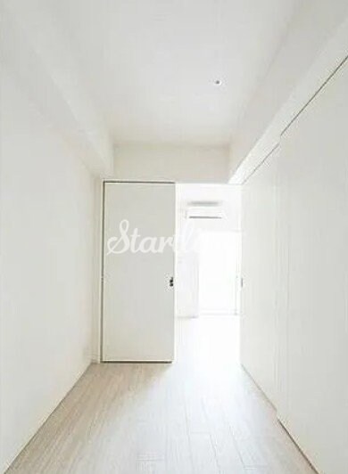 コンフォリア東新宿の物件内観写真