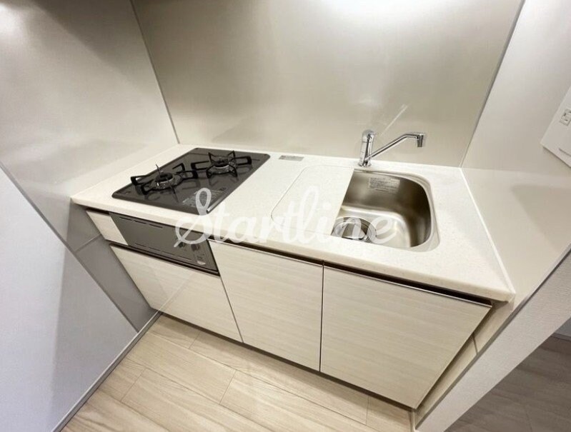 コンフォリア東新宿の物件内観写真