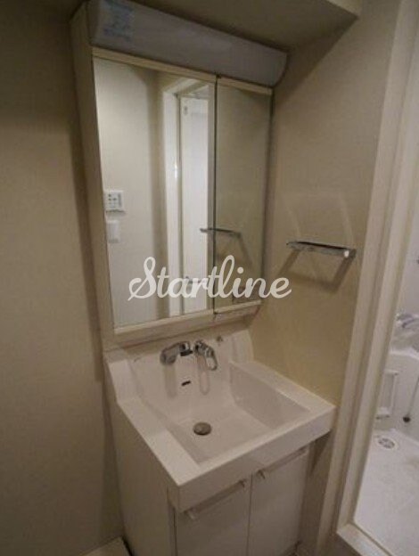 ステージファースト東新宿の物件内観写真