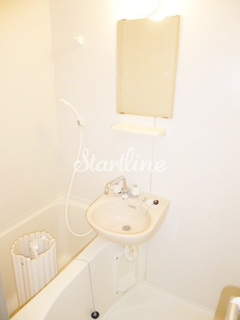 ファミーユ若葉の物件内観写真