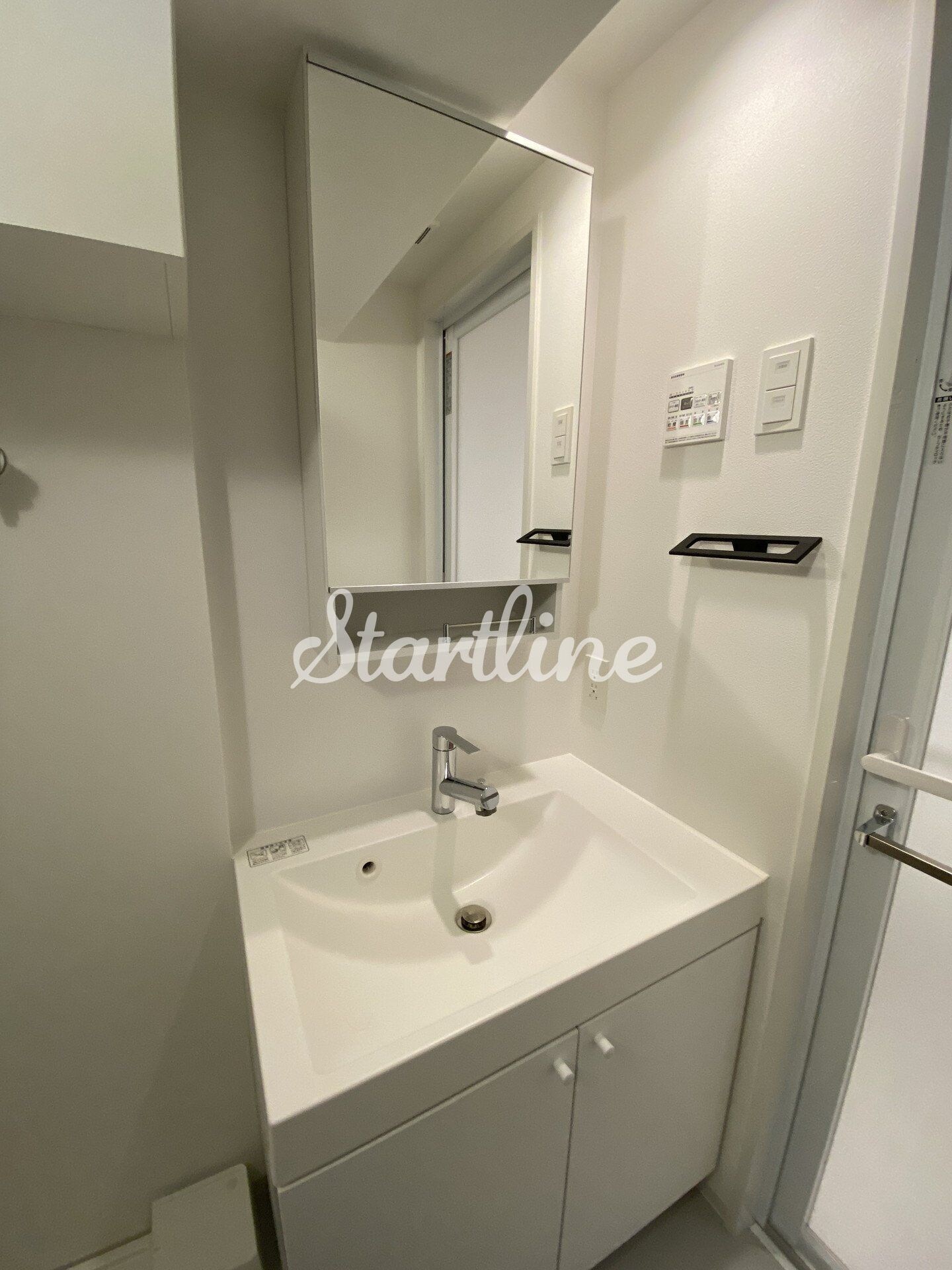 ズーム信濃町の物件内観写真