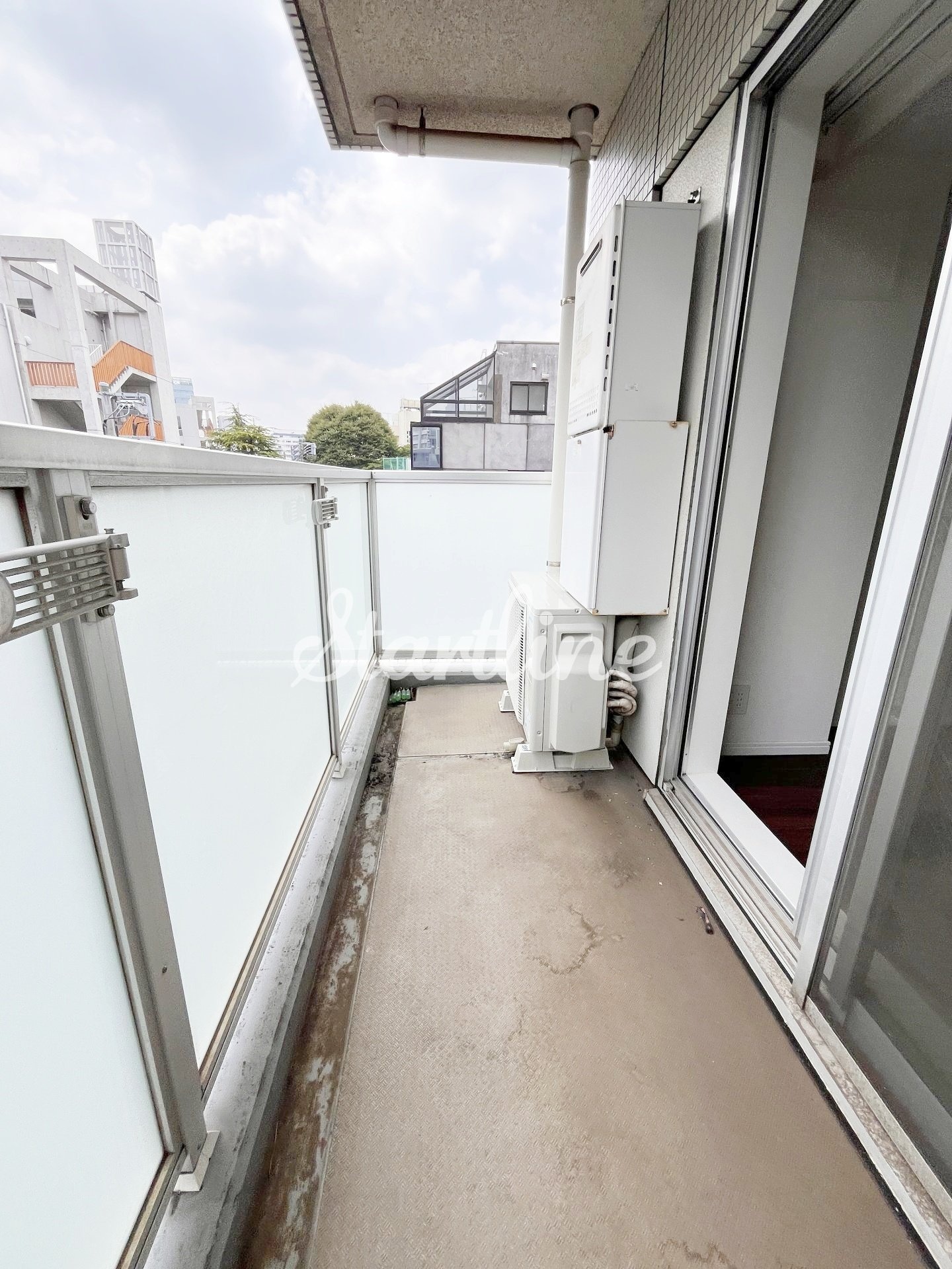 エスティメゾン東新宿の物件内観写真