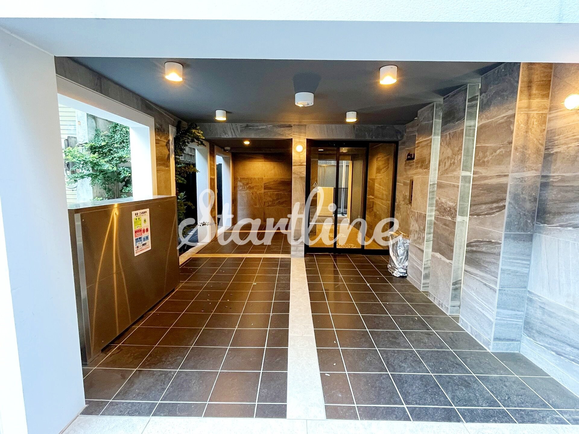 FLレジデンス新宿IIIの物件内観写真