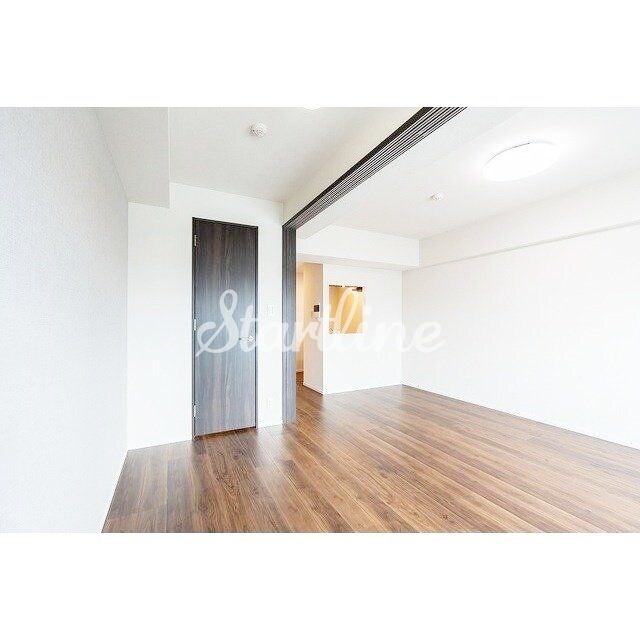 市谷台町坂フロントの物件内観写真