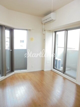 スカイコート新宿壱番館の物件内観写真