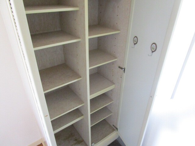 サンシャイン磯部の物件内観写真