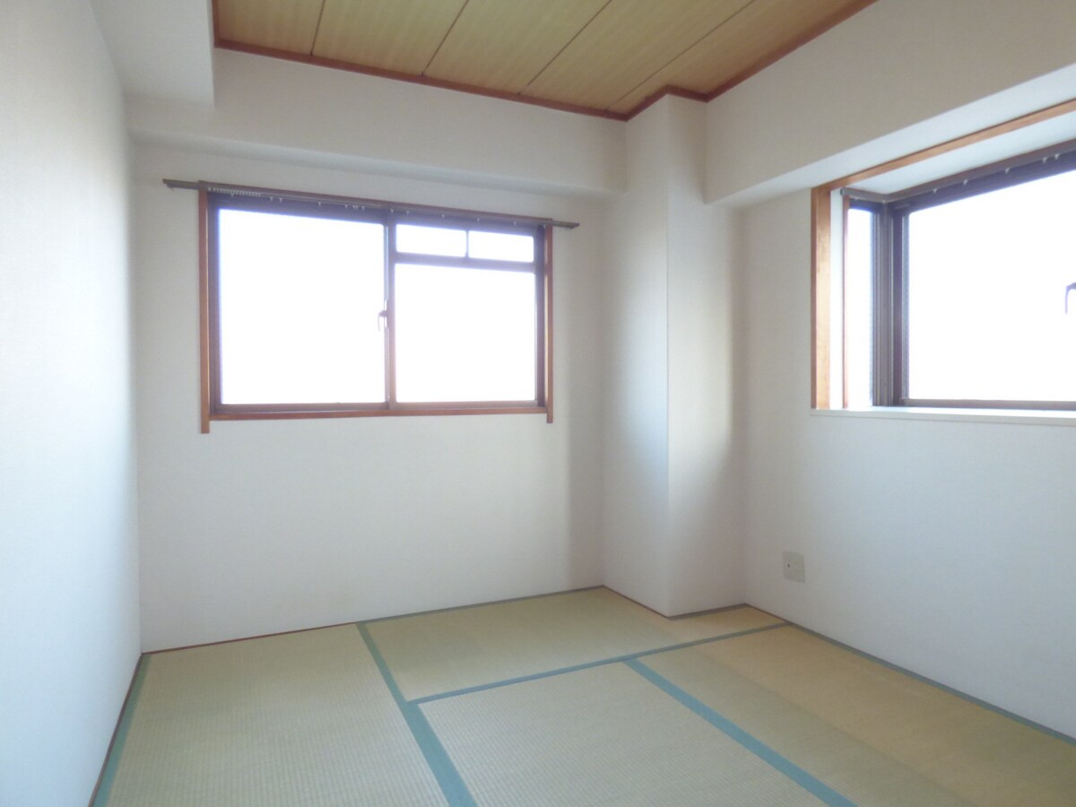 ハピネス東須磨の物件内観写真