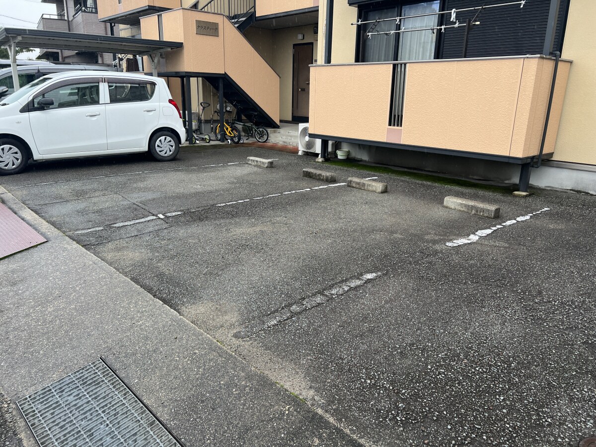 クラスティーナの物件外観写真