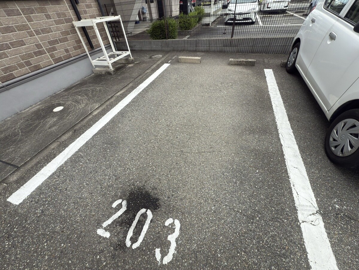 アーヴェニール憩の物件外観写真