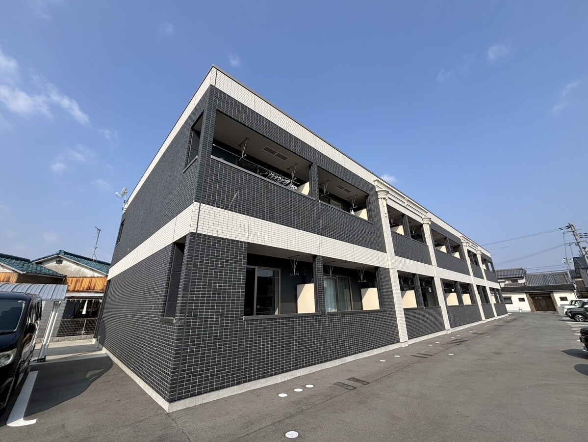 ファルコ土山の物件外観写真
