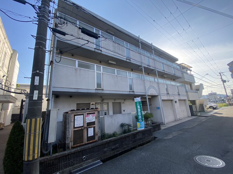 白国弘友ハイツの物件外観写真