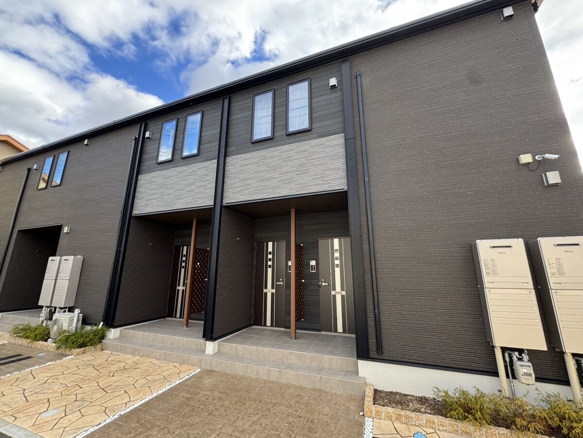 コンフォースHISAGOの物件外観写真