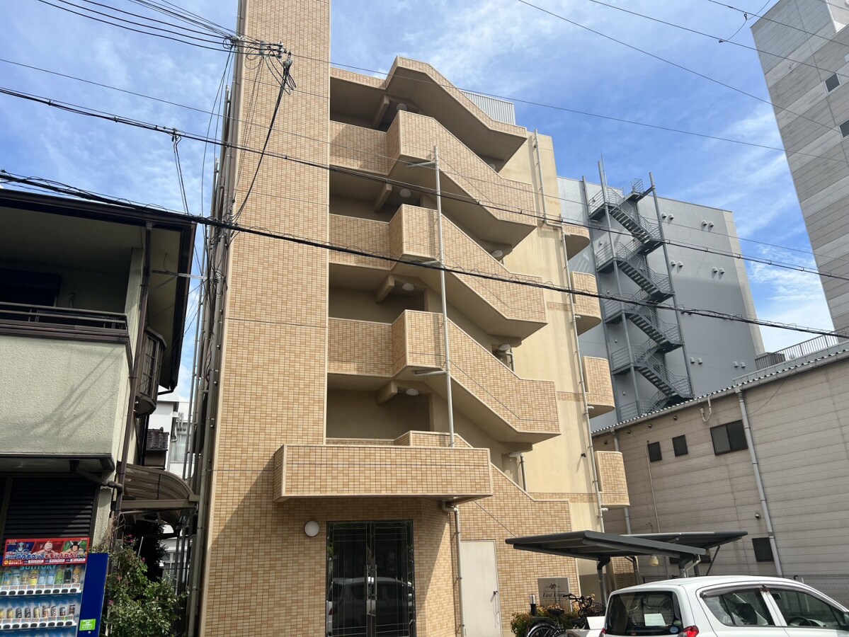 イースト・フィオーレの物件外観写真