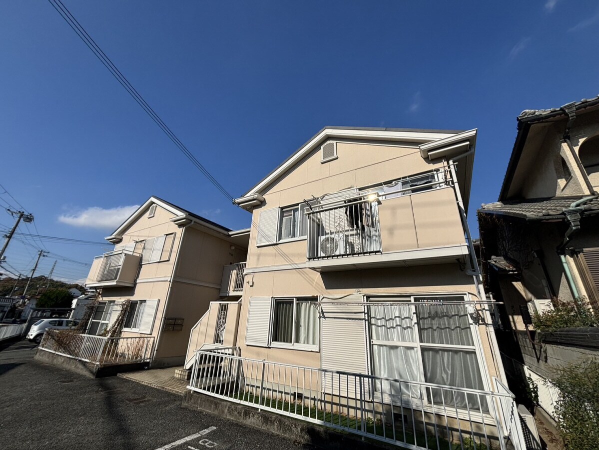 タウニィ高岡の物件外観写真