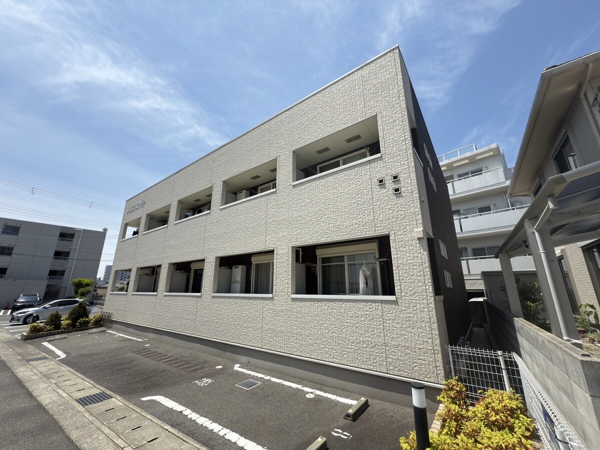 メゾンエイトの物件外観写真