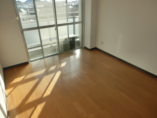 サニーパレス保城の物件内観写真
