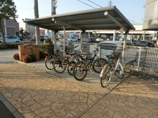 ウエスト ウッド アベニューの物件内観写真