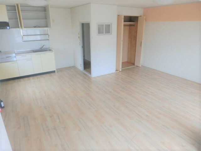 リッチウォーク城の東の物件内観写真