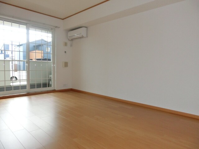 ウッドパストラルIの物件内観写真