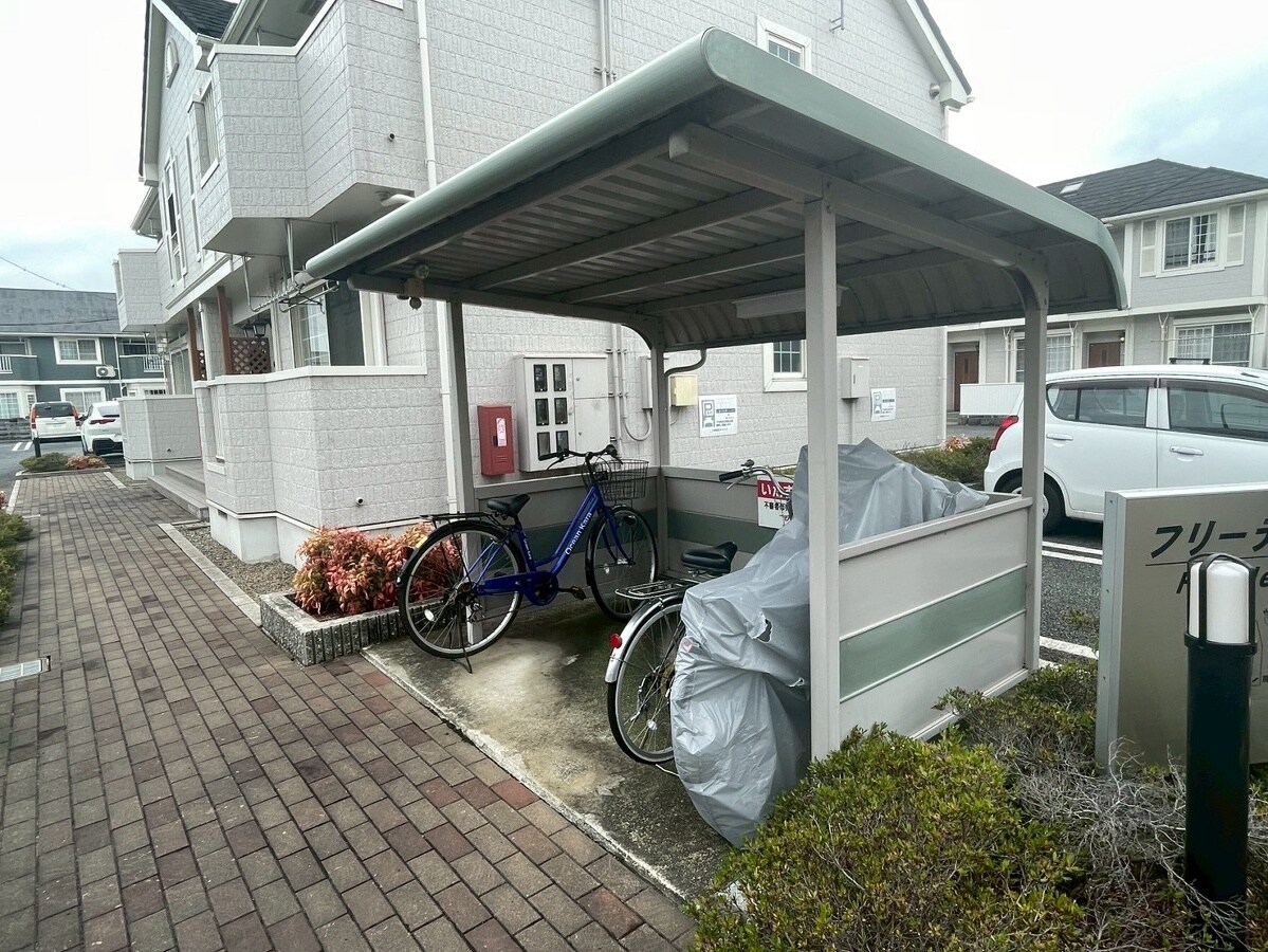 フリーデンAの物件内観写真