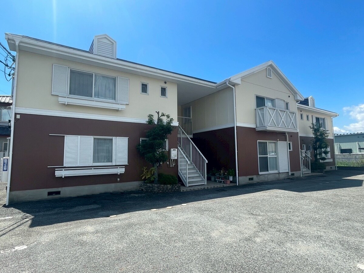 ウエストレイクの物件外観写真