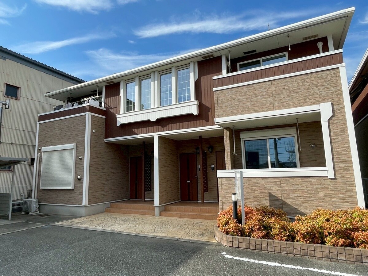 ラフレシールあぼしDの物件外観写真