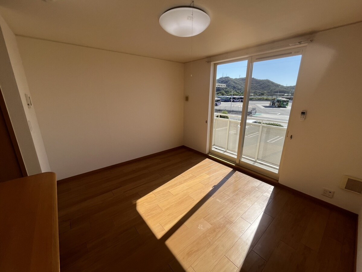 アンソレイエ・Sの物件内観写真